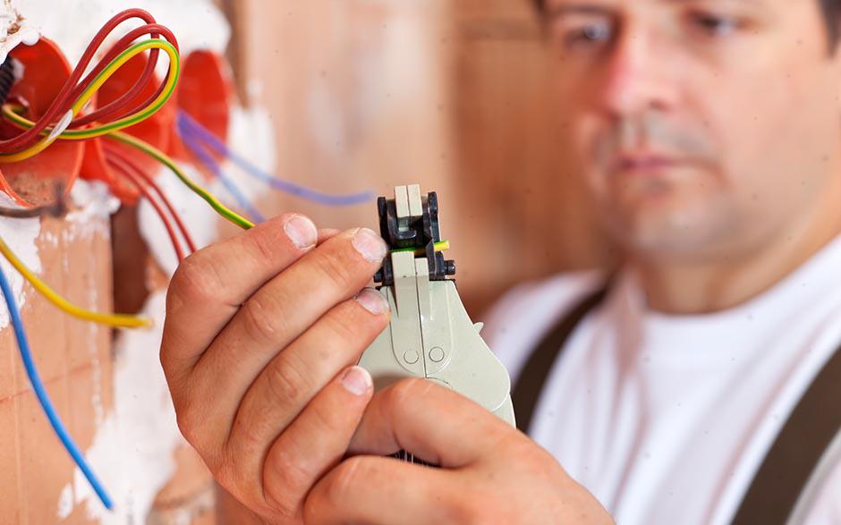 recherche électricien bâtiment Antony